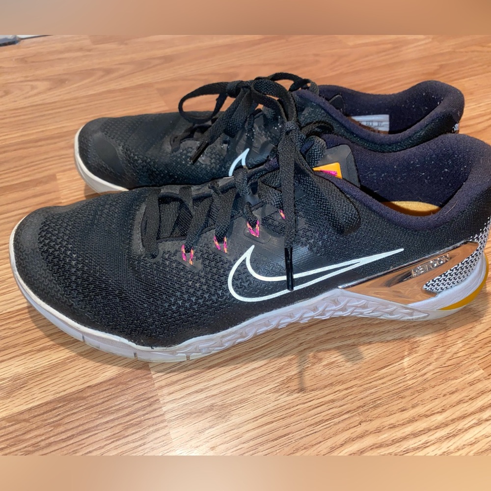 Women’s Metcon 4